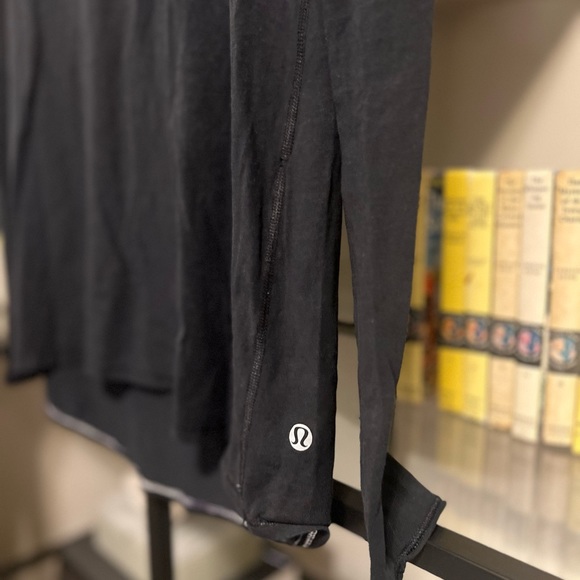 Lululemon Hi-Low Long Sleeve Top | Size 4, Black - Picture 2 of 4
